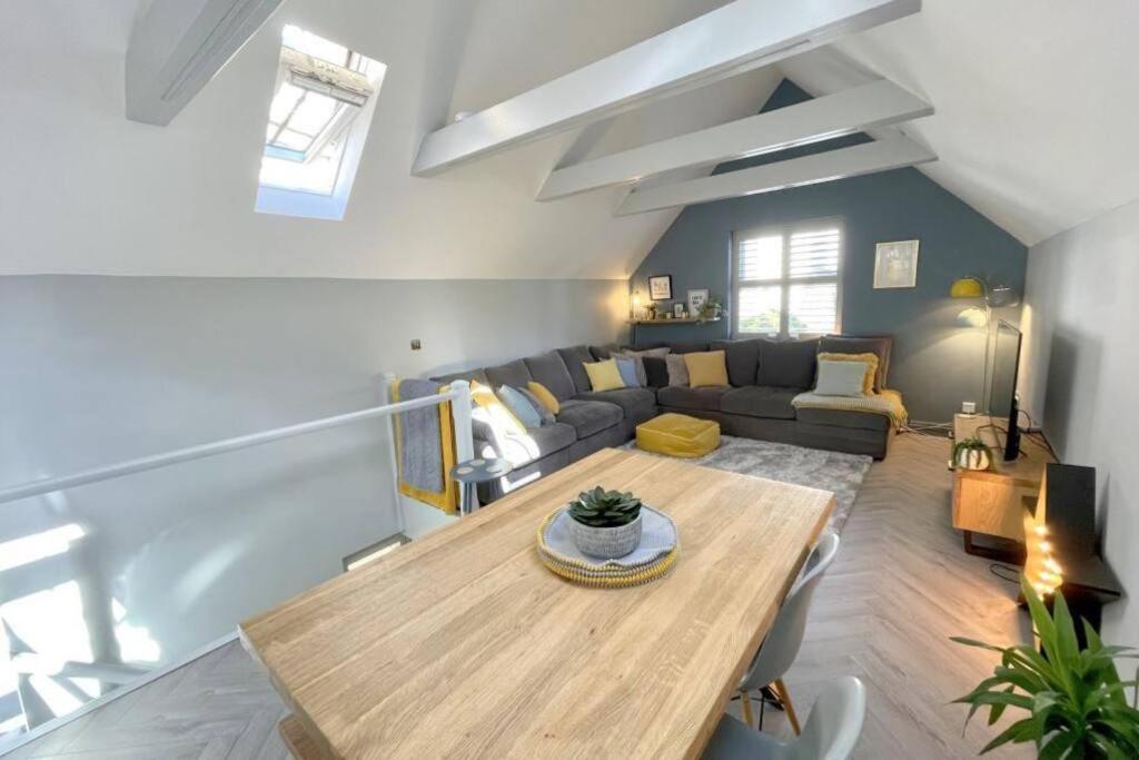 הוילה בורנמות' Bournecoast: Beautiful Two Bed Coach House-Hb5458 מראה חיצוני תמונה